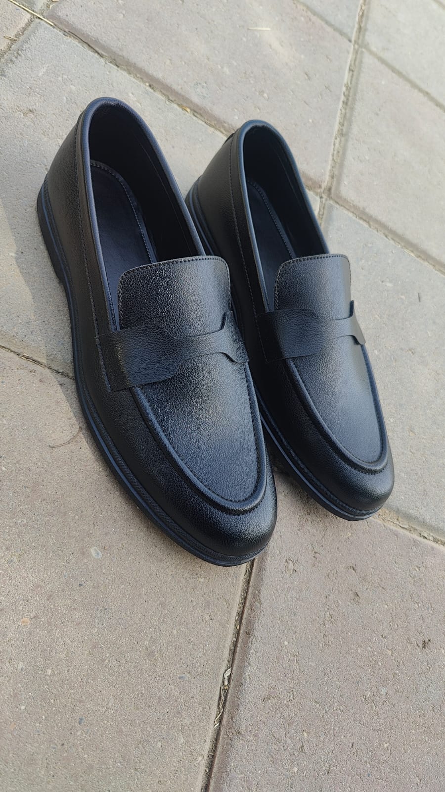 Noir Flex Loafer